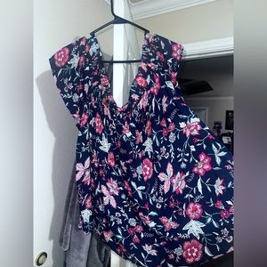 Flowy floral top